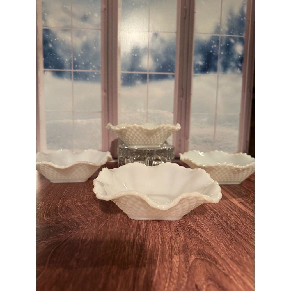 Set of 4 Milk Glass Hobnail‎ Ruffled Bowls